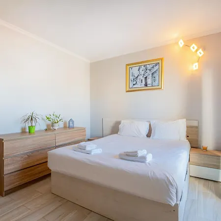 Heart Of Oura By Signaturestays * Αλμπουφέιρα